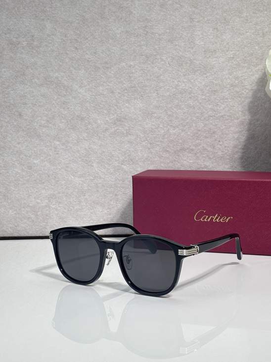 Picture of Cartier Sunglasses _SKUfw79761179fw